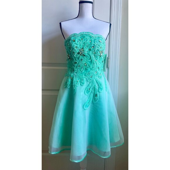 Tony Bowls Mint Embellished Prom Dress - Picture 1 of 8